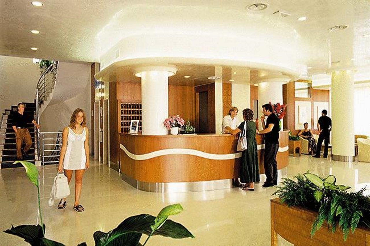 Hotel Palace Бибионе Экстерьер фото
