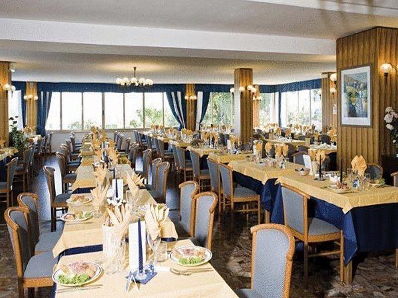 Hotel Palace Бибионе Экстерьер фото